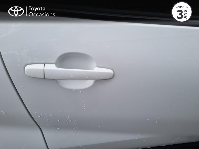 Photo 24 de l'offre de TOYOTA Aygo X 1.0 VVT-i 72ch Dynamic S-CVT à 18190€ chez Altis - Toyota Lorient