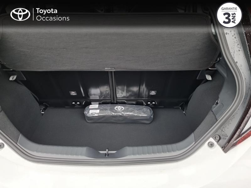 Photo 10 de l'offre de TOYOTA Aygo X 1.0 VVT-i 72ch Dynamic S-CVT à 18190€ chez Altis - Toyota Lorient