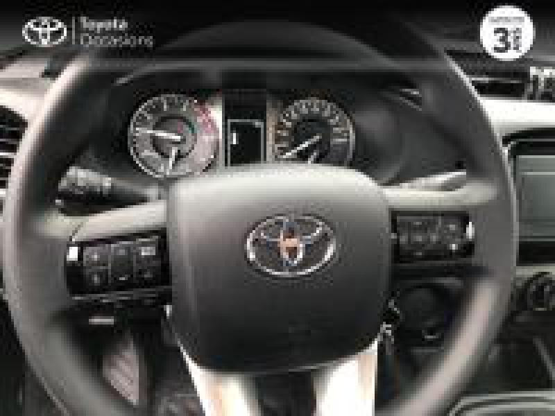 Photo 20 de l'offre de TOYOTA Hilux 2.4 D-4D Simple Cabine LeCap 2WD RC23 à 28490€ chez Altis - Toyota Lorient