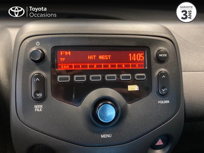 Photo 6 de l'offre de TOYOTA Aygo 1.0 VVT-i 72ch x-black 5p à 10990€ chez Altis - Toyota Lorient