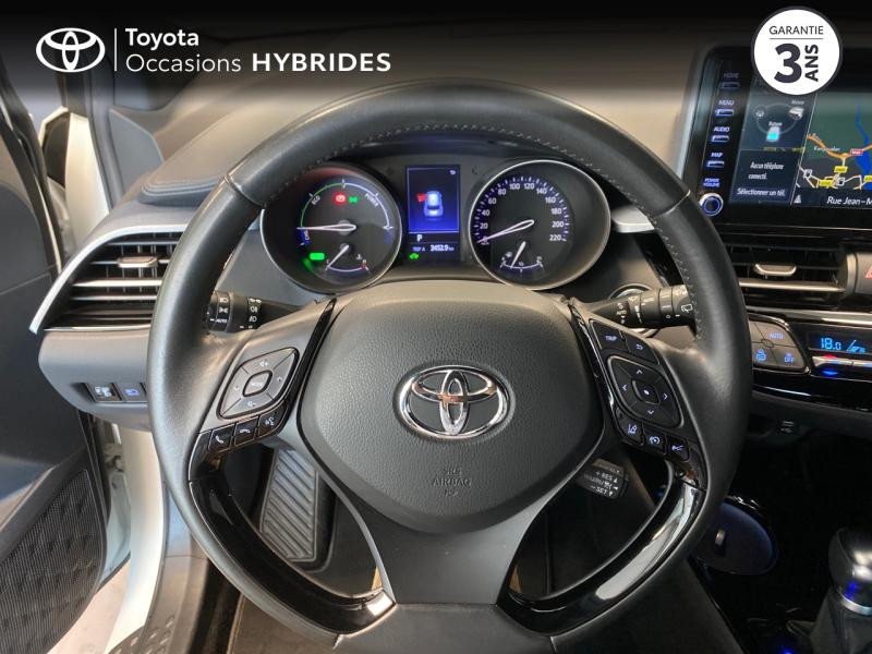 Photo 14 de l'offre de TOYOTA C-HR 122h Edition 2WD E-CVT MC19 à 23990€ chez Altis - Toyota Lorient