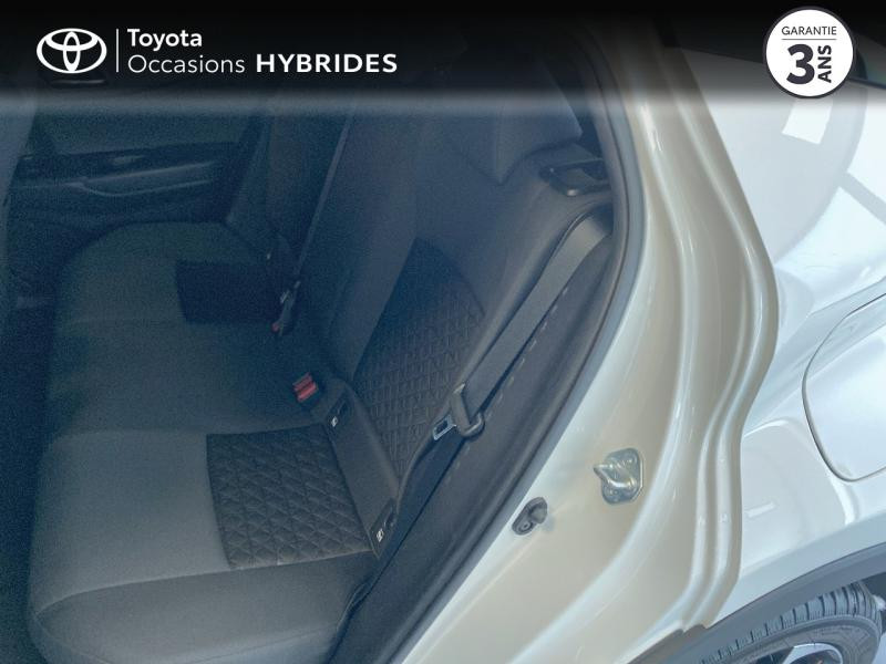Photo 9 de l'offre de TOYOTA C-HR 122h Edition 2WD E-CVT MC19 à 23990€ chez Altis - Toyota Lorient