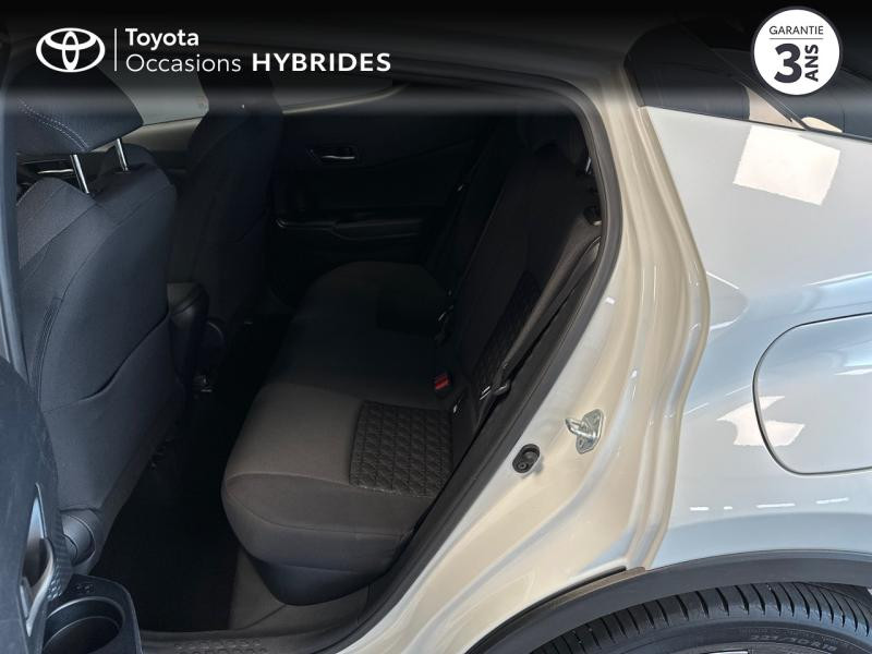 Photo 7 de l'offre de TOYOTA C-HR 122h Edition 2WD E-CVT MY20 à 23990€ chez Altis - Toyota Lorient