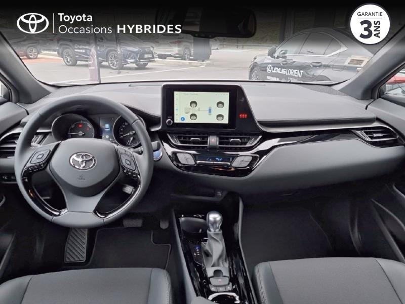 Photo 8 de l'offre de TOYOTA C-HR 184h Edition 2WD E-CVT MY22 à 31990€ chez Altis - Toyota Lorient