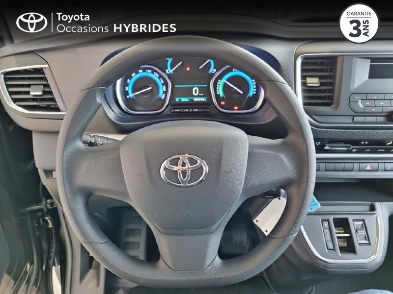 Photo 9 de l'offre de TOYOTA PROACE Verso Medium Electric 75kWh Dynamic à 46990€ chez Altis - Toyota Lorient