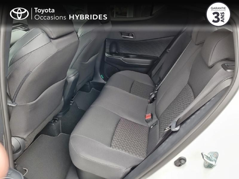 Photo 12 de l'offre de TOYOTA C-HR 184h Edition 2WD E-CVT MY22 à 31990€ chez Altis - Toyota Lorient