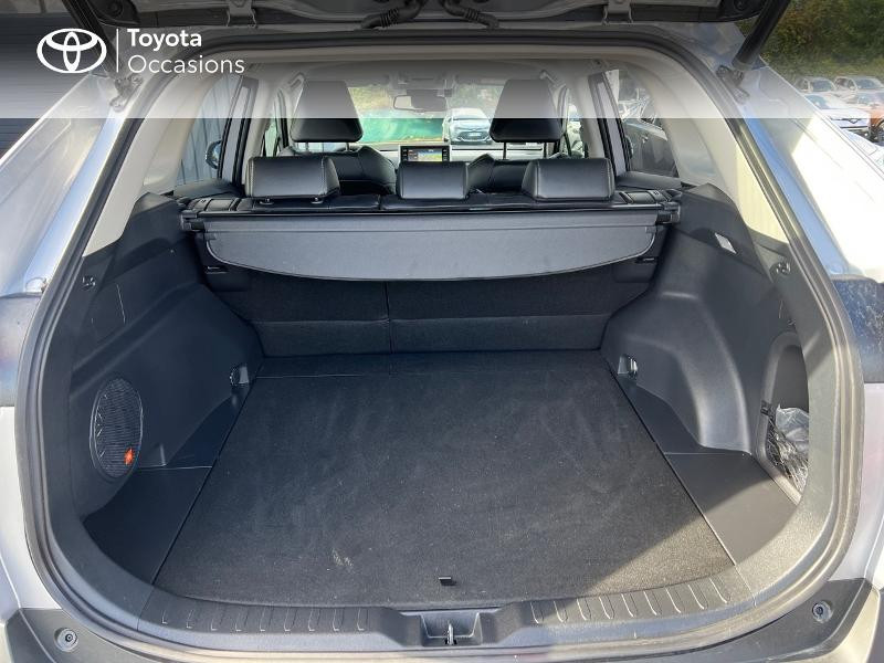 Photo 10 de l'offre de TOYOTA RAV4 Hybride 218ch Lounge 2WD MY21 à 43890€ chez Altis - Toyota Vannes