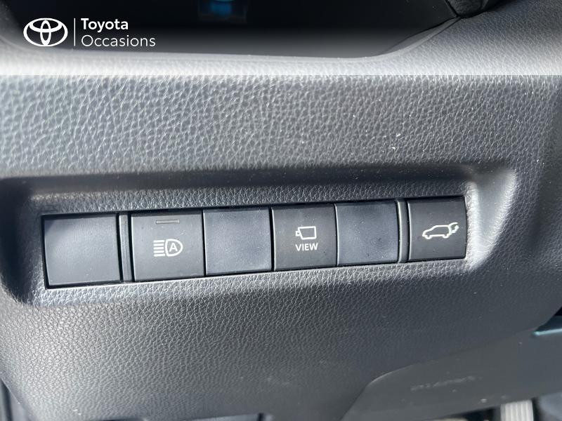 Photo 6 de l'offre de TOYOTA RAV4 Hybride 218ch Lounge 2WD MY21 à 43890€ chez Altis - Toyota Vannes