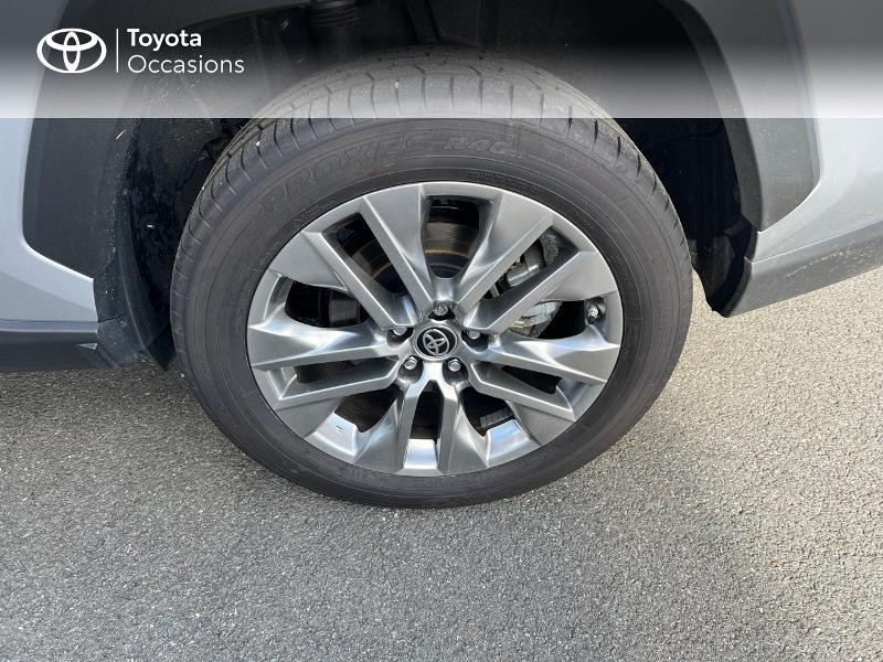 Photo 16 de l'offre de TOYOTA RAV4 Hybride 218ch Lounge 2WD MY21 à 43890€ chez Altis - Toyota Vannes