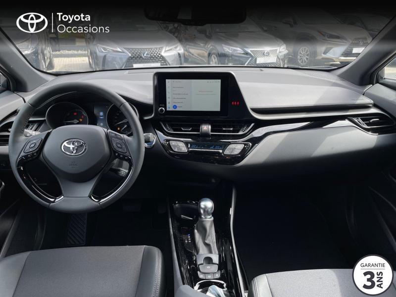 Photo 8 de l'offre de TOYOTA C-HR 184h Edition 2WD E-CVT MY22 à 31980€ chez Altis - Toyota Vannes