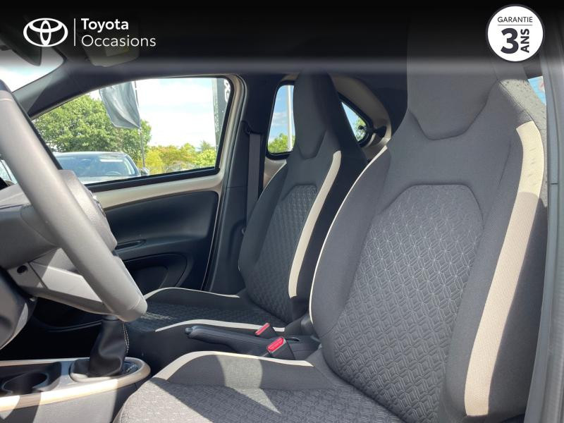 Photo 11 de l'offre de TOYOTA Aygo X 1.0 VVT-i 72ch Design 5p à 16990€ chez Altis - Toyota Vannes