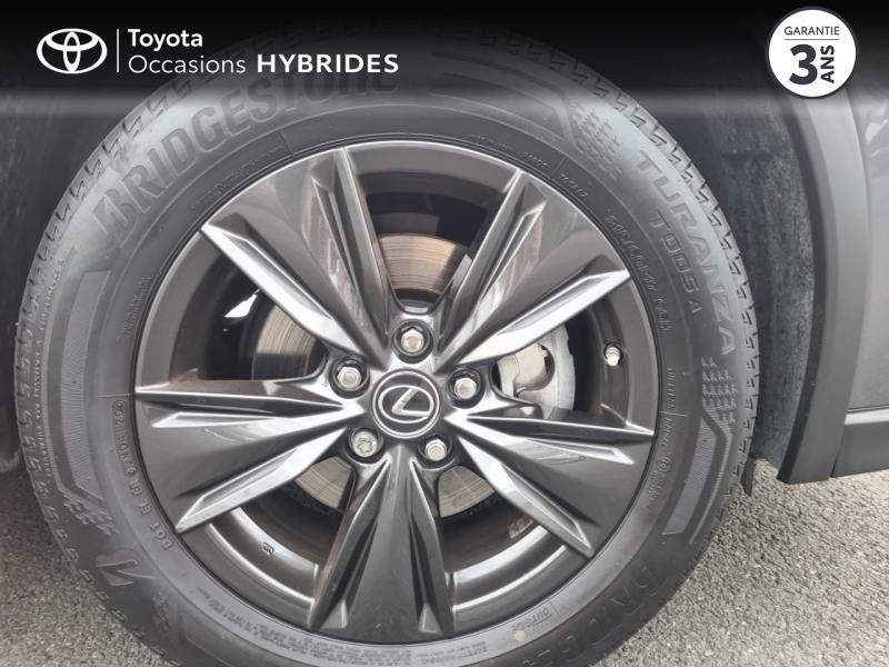 Photo 16 de l'offre de LEXUS UX 250h 2WD Luxe MY21 à 34980€ chez Altis - Toyota Vannes