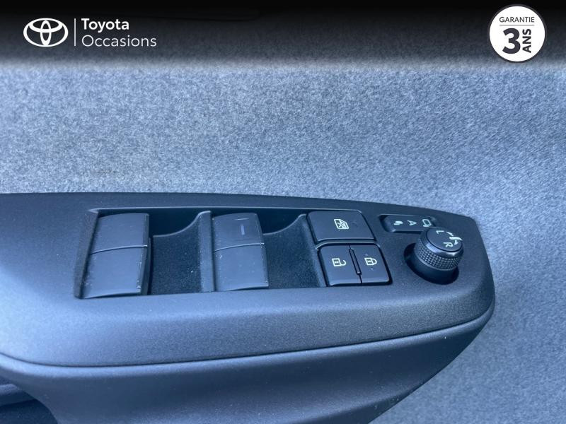 Photo 21 de l'offre de TOYOTA Yaris 116h Iconic 5p à 21980€ chez Altis - Toyota Vannes