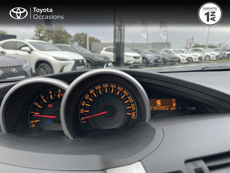 Photo 14 de l'offre de TOYOTA Verso 126 D-4D FAP SkyView 7 places à 7890€ chez Altis - Toyota Vannes