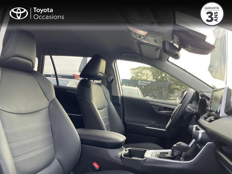 Photo 6 de l'offre de TOYOTA RAV4 Hybride 218ch Lounge 2WD MY22 à 49990€ chez Altis - Toyota Vannes