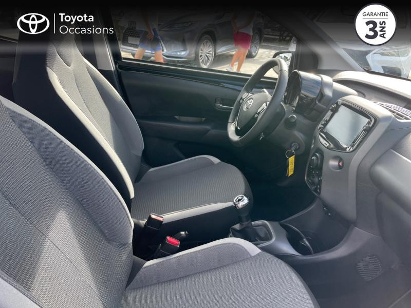 Photo 6 de l'offre de TOYOTA Aygo 1.0 VVT-i 72ch x-play 5p MY21 à 14980€ chez Altis - Toyota Vannes