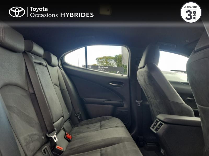 Photo 7 de l'offre de LEXUS UX 250h 2WD Pack Confort Business MY21 à 30980€ chez Altis - Toyota Vannes