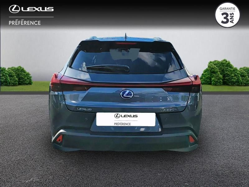 Photo 4 de l'offre de LEXUS UX 250h 2WD Luxe Plus MY22 à 34990€ chez Altis - Toyota Vannes