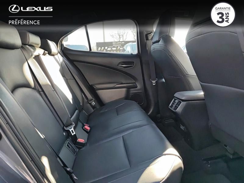 Photo 7 de l'offre de LEXUS UX 250h 2WD Luxe Plus MY22 à 34990€ chez Altis - Toyota Vannes