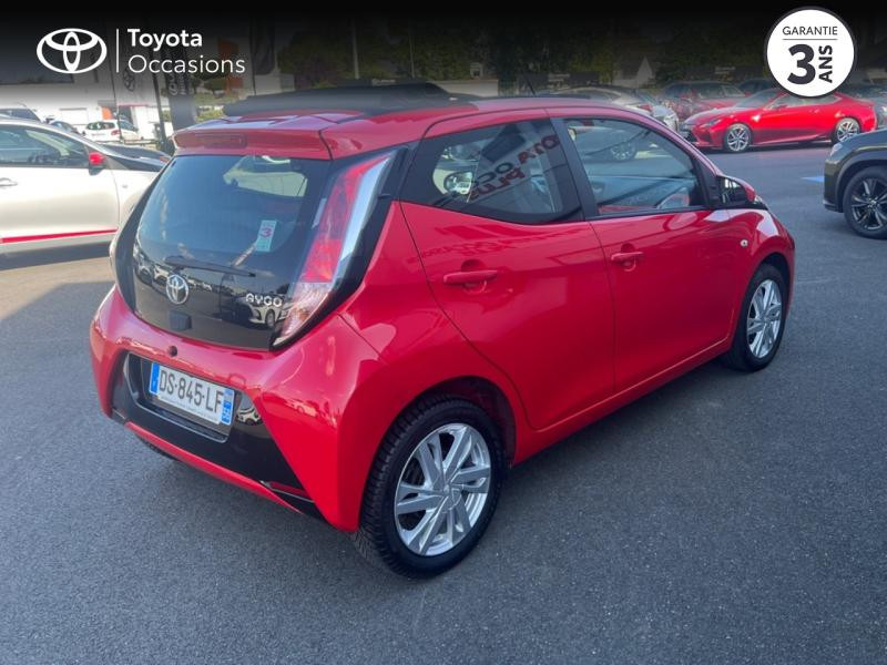 Photo 18 de l'offre de TOYOTA Aygo 1.0 VVT-i 69ch Stop&Start x-wave 5p à 9480€ chez Altis - Toyota Vannes