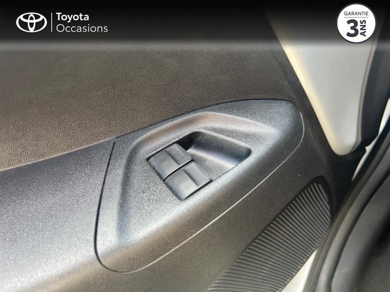 Photo 21 de l'offre de TOYOTA Aygo 1.0 VVT-i 72ch x-play 5p MY20 à 11690€ chez Altis - Toyota Vannes