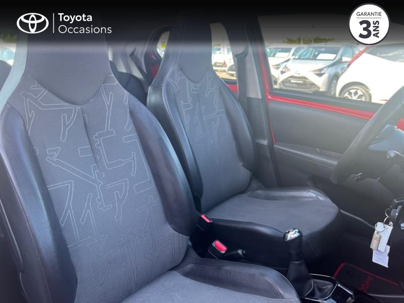 Photo 6 de l'offre de TOYOTA Aygo 1.0 VVT-i 69ch Stop&Start x-wave 5p à 9480€ chez Altis - Toyota Vannes