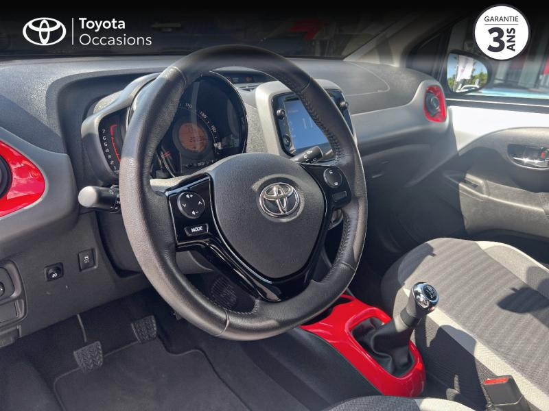 Photo 9 de l'offre de TOYOTA Aygo 1.0 VVT-i 72ch x-play 5p MY20 à 11690€ chez Altis - Toyota Vannes