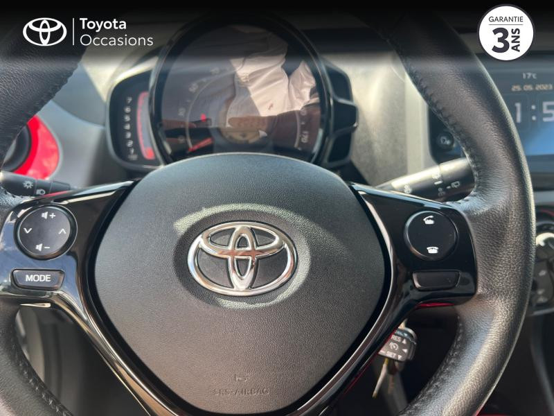 Photo 13 de l'offre de TOYOTA Aygo 1.0 VVT-i 72ch x-play 5p MY20 à 11690€ chez Altis - Toyota Vannes