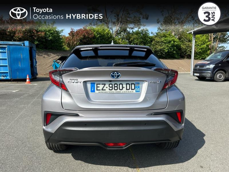 Photo 28 de l'offre de TOYOTA C-HR 122h Distinctive 2WD E-CVT RC18 à 21980€ chez Altis - Toyota Vannes