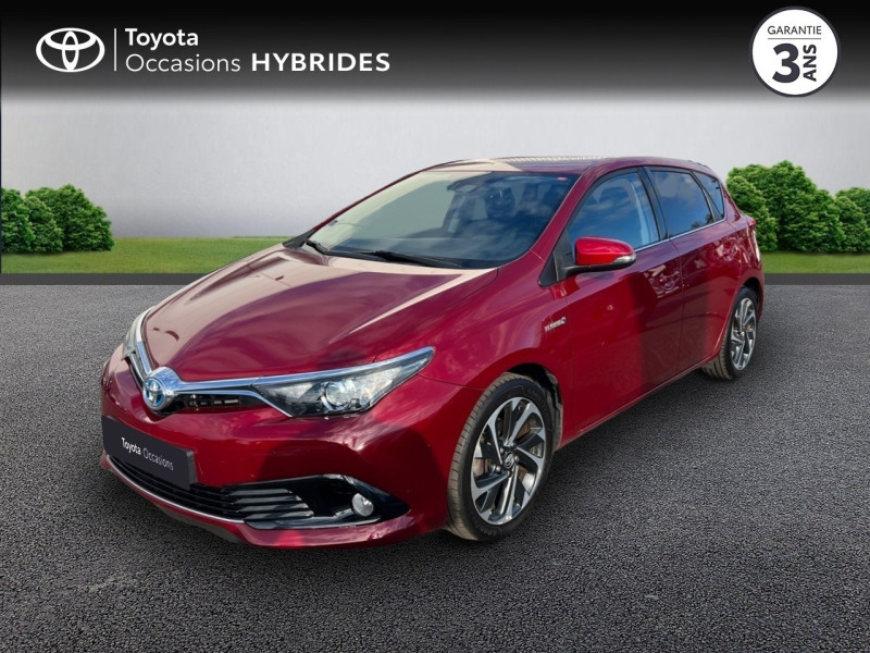 Toyota Auris HSD 136h Design Hybride Rouge Allure Occasion à vendre