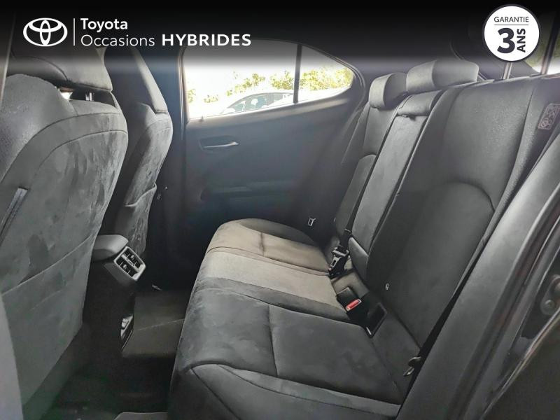 Photo 12 de l'offre de LEXUS UX 300e Pack à 37980€ chez Altis - Toyota Vannes