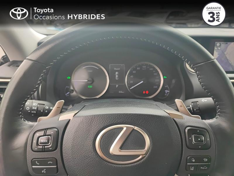 Photo 13 de l'offre de LEXUS IS 300h Pack Business MY20 à 28980€ chez Altis - Toyota Vannes