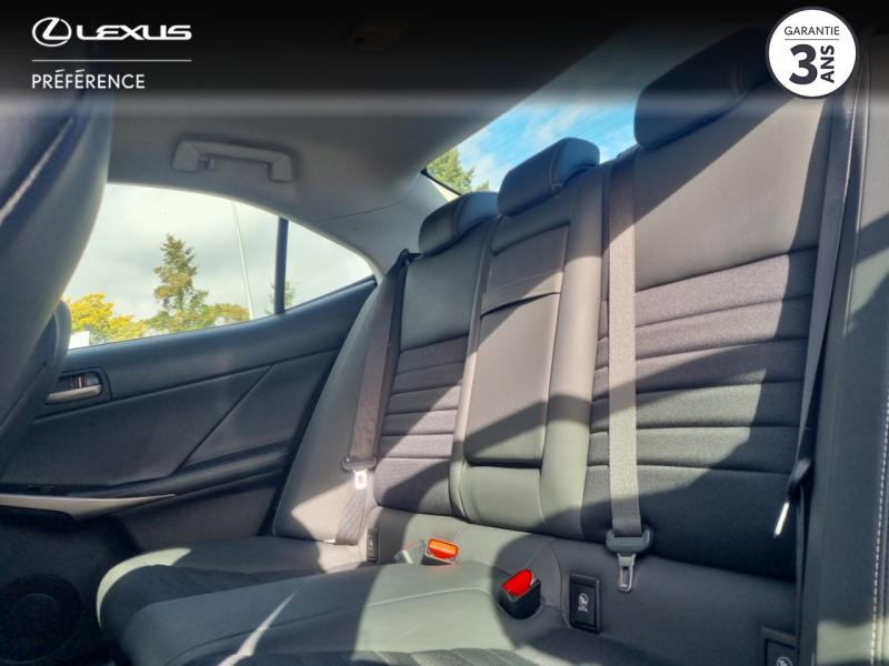 Photo 12 de l'offre de LEXUS IS 300h Pack Business Euro6d-T à 27980€ chez Altis - Toyota Vannes