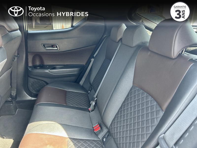 Photo 12 de l'offre de TOYOTA C-HR 122h Distinctive 2WD E-CVT RC18 à 21980€ chez Altis - Toyota Vannes