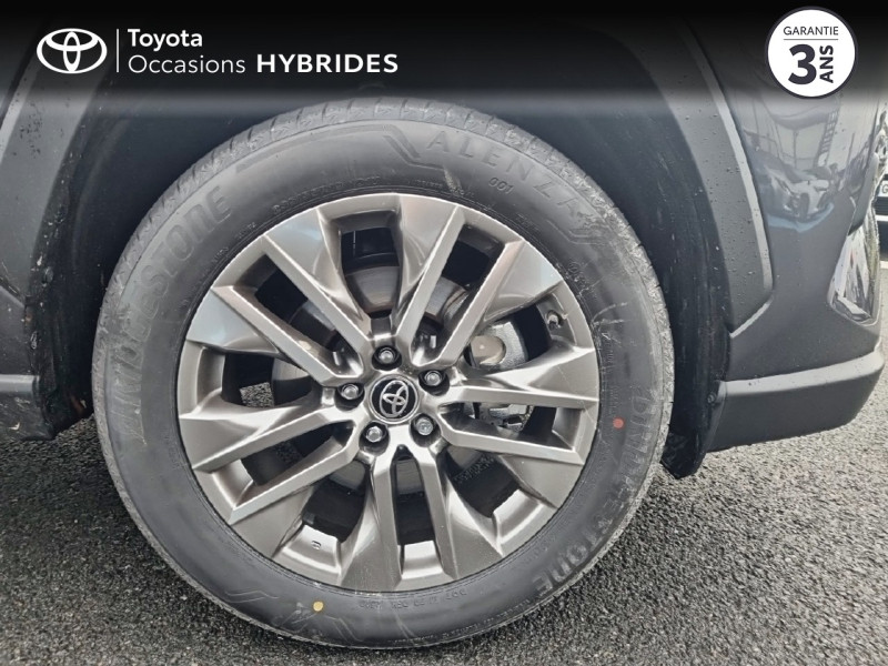 Photo 8 de l'offre de TOYOTA RAV4 2.5 Hybride 218ch Lounge 2WD MY23 à 49980€ chez Altis - Toyota Vannes