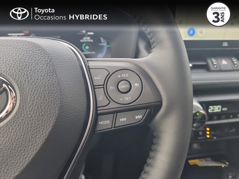 Photo 12 de l'offre de TOYOTA RAV4 2.5 Hybride 218ch Lounge 2WD MY23 à 49980€ chez Altis - Toyota Vannes