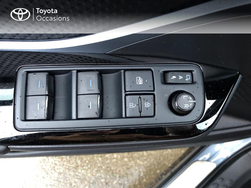 Photo 20 de l'offre de TOYOTA C-HR 122h Edition 2WD E-CVT MY20 à 26980€ chez Altis - Toyota Pontivy