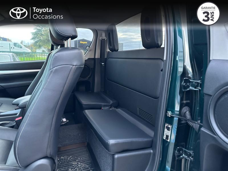Photo 12 de l'offre de TOYOTA Hilux 2.4 D-4D X-Tra Cabine Lounge 4WD BVA RC21 à 42490€ chez Altis - Toyota Pontivy