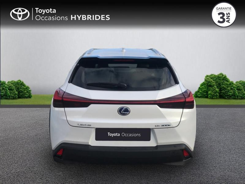 Photo 4 de l'offre de LEXUS UX 300e Pack à 34990€ chez Altis - Toyota Pontivy