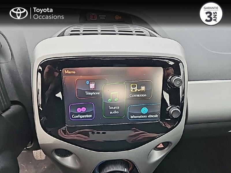 Photo 13 de l'offre de TOYOTA Aygo 1.0 VVT-i 69ch x-play 5p à 10990€ chez Altis - Toyota Pontivy