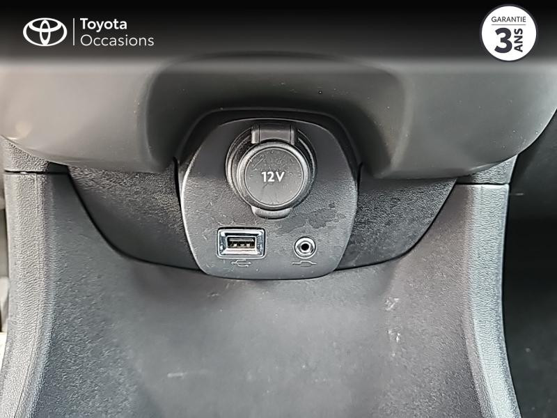 Photo 22 de l'offre de TOYOTA Aygo 1.0 VVT-i 69ch x-play 5p à 10990€ chez Altis - Toyota Pontivy