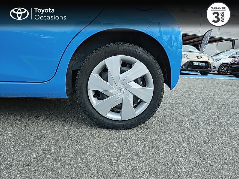 Photo 16 de l'offre de TOYOTA Aygo 1.0 VVT-i 69ch x-play 5p à 10990€ chez Altis - Toyota Pontivy
