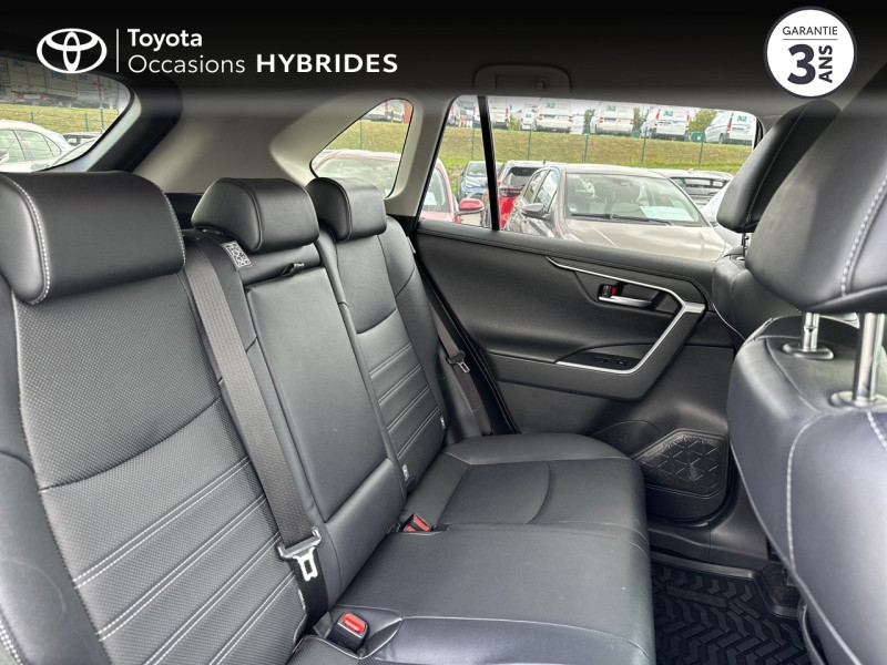 Photo 7 de l'offre de TOYOTA RAV4 Hybride 222ch Lounge AWD-i MY21 à 37980€ chez Altis - Toyota Pontivy