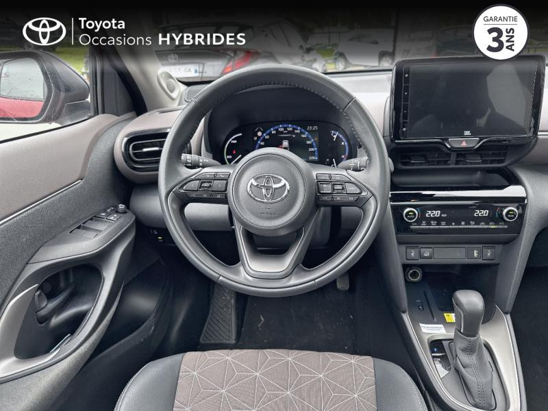 Photo 9 de l'offre de TOYOTA Yaris Cross 116h Collection AWD MY22 toit pano + pack tecno à 29970€ chez Altis - Toyota Pontivy