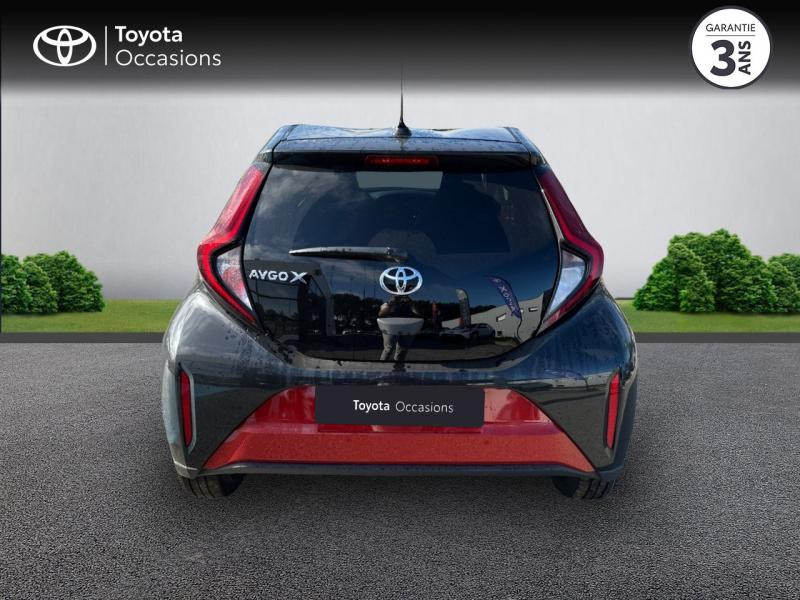 Photo 4 de l'offre de TOYOTA Aygo X 1.0 VVT-i 72ch Design MY23 à 17080€ chez Altis - Toyota Pontivy