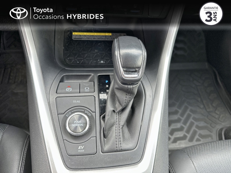 Photo 23 de l'offre de TOYOTA RAV4 Hybride 222ch Lounge AWD-i MY21 à 37980€ chez Altis - Toyota Pontivy