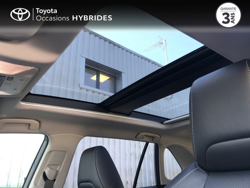 Photo 20 de l'offre de TOYOTA RAV4 2.5 Hybride 218ch Lounge 2WD MY23 à 49690€ chez Altis - Toyota Pontivy
