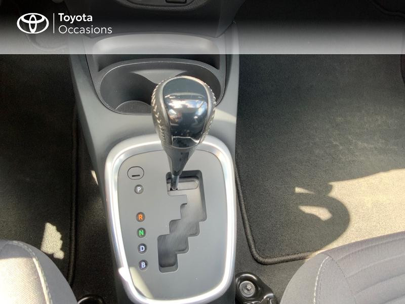 Photo 23 de l'offre de TOYOTA Yaris 100h Dynamic 5p RC18 à 14680€ chez Altis - Toyota Auray