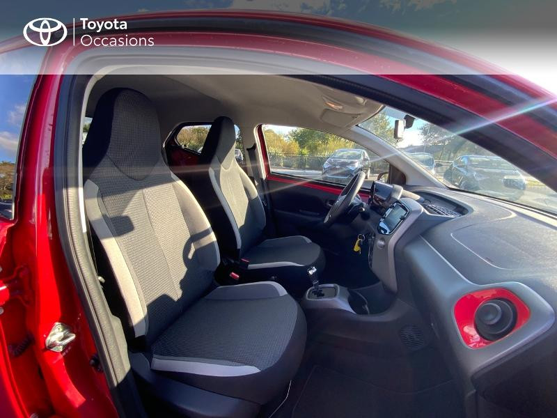 Photo 6 de l'offre de TOYOTA Aygo 1.0 VVT-i 72ch x-play x-shift 5p MY20 à 14980€ chez Altis - Toyota Auray