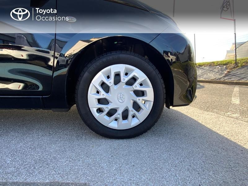Photo 16 de l'offre de TOYOTA Aygo 1.0 VVT-i 72ch x-play 5p MY21 à 13240€ chez Altis - Toyota Auray